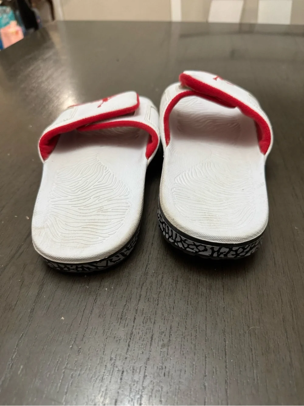 Jordan slides bold